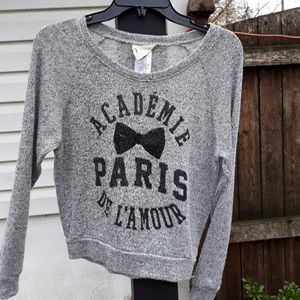 Light weight sweater